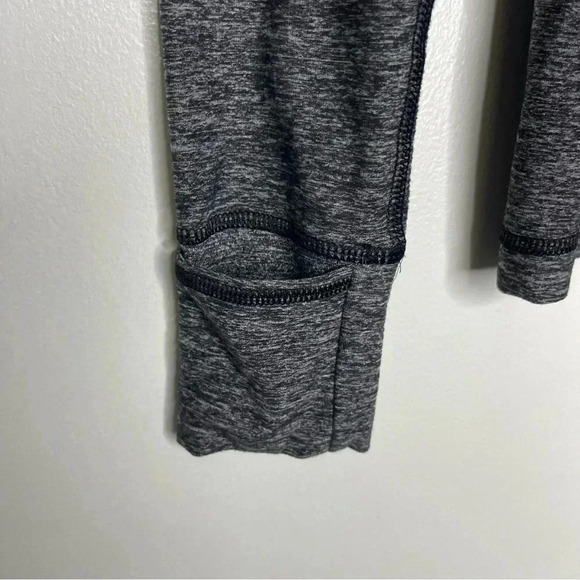 Lululemon Run Your Heart Out Pullover Active Jacket Size 4 - Picture 3 of 9